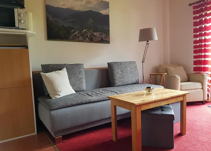 Appartementhaus Hollaus * Zell am See