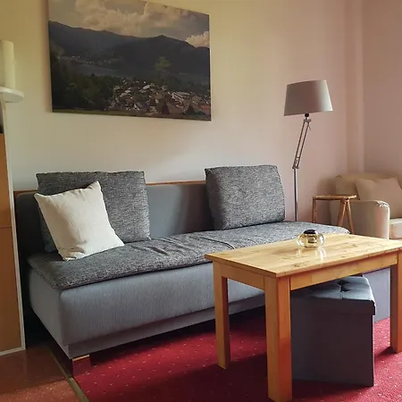 Appartementhaus Hollaus * Zell am See