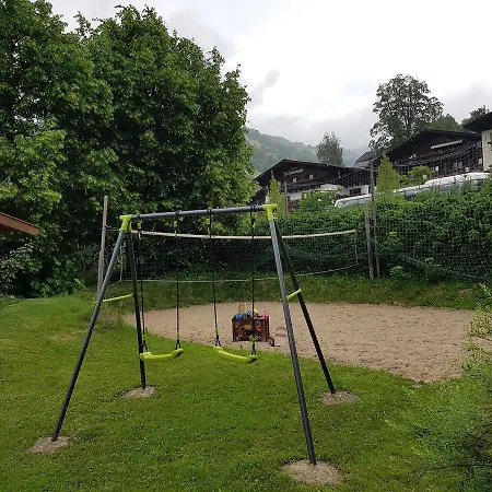 Appartementhaus Hollaus * Zell am See